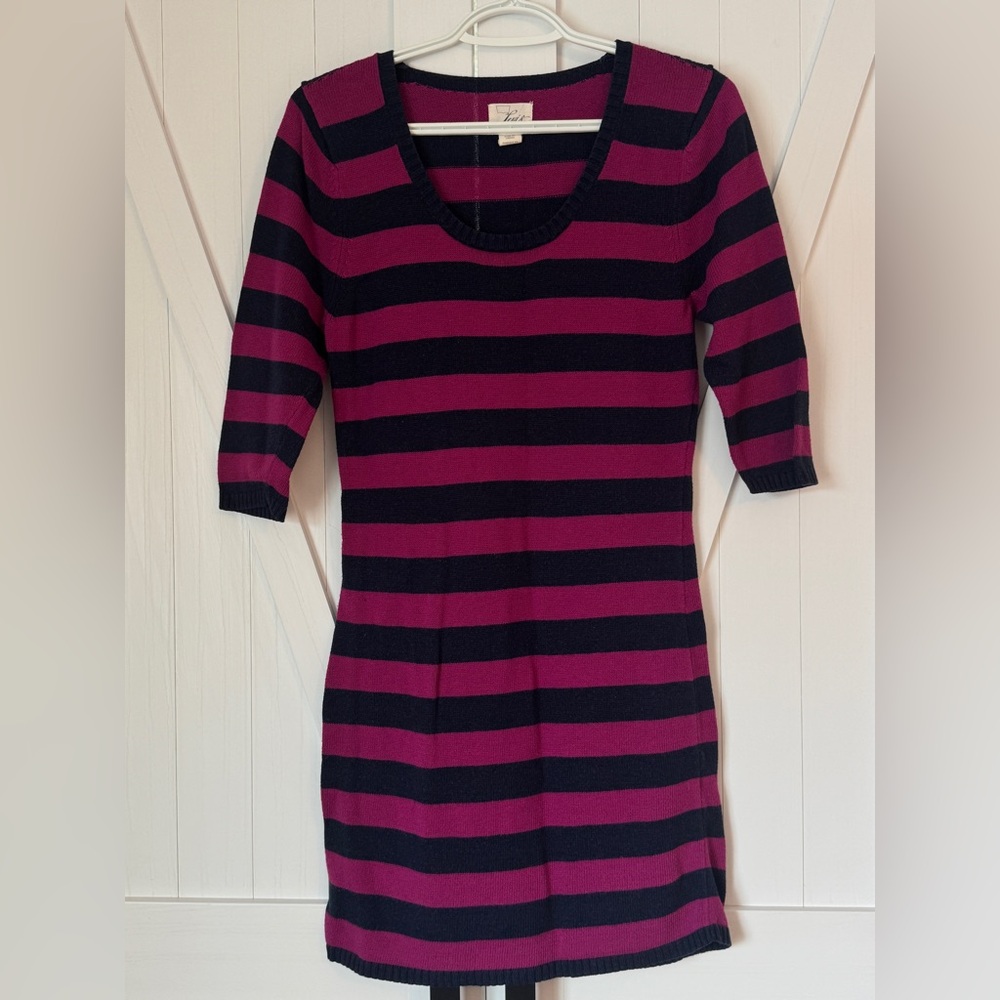 Levi’s women’s knitted dress size small